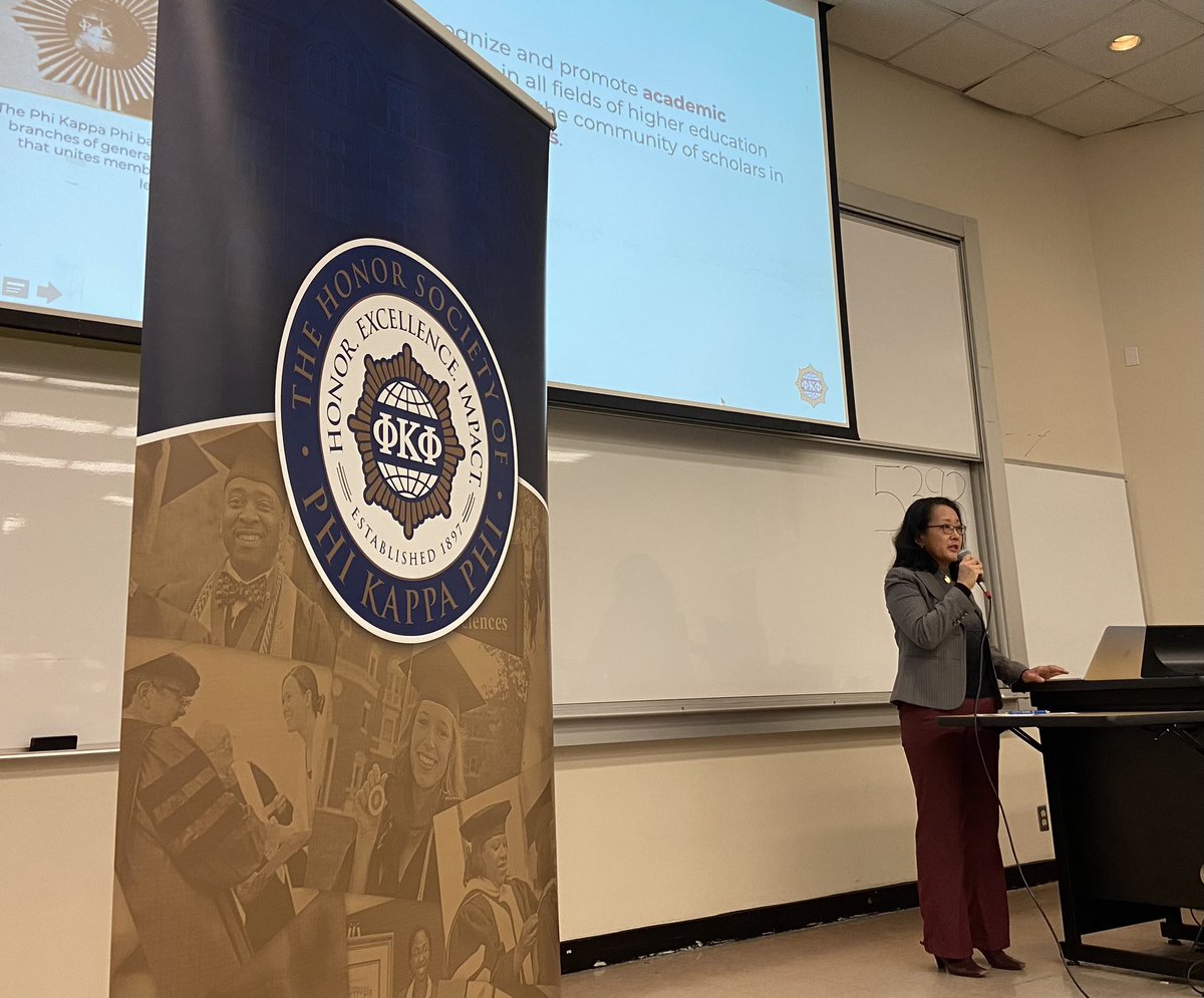 Listening to our <a href="/phikappaphi/">The Honor Society of Phi Kappa Phi</a> <a href="/Fresno_State/">Fresno State</a> chapter president <a href="/GFPJoy/">Joy J Goto</a> presenting PKP info to the Smittcamp Honors College students!