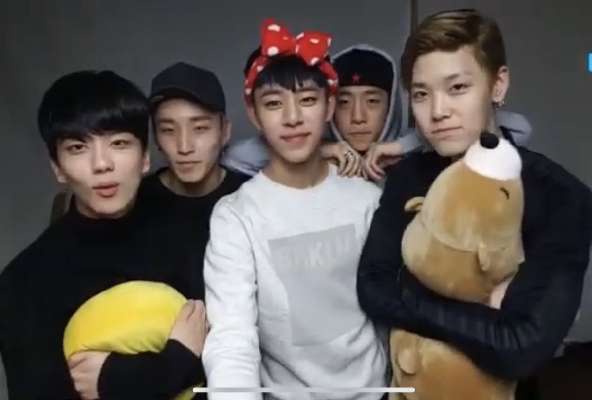 noraehalge's tweet photo. B.A.P ot5 pics in case anyone need it https://t.co/ScSkqXyRqf