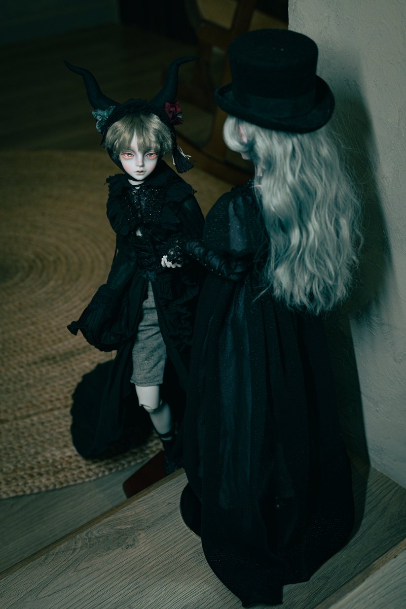 Queen and her.........?

momo <a href="/minayip/">ミーナ🌟</a> 
lemon <a href="/s0506495/">Fong Tin Mou</a> 

#peakswoods  #픽스우즈