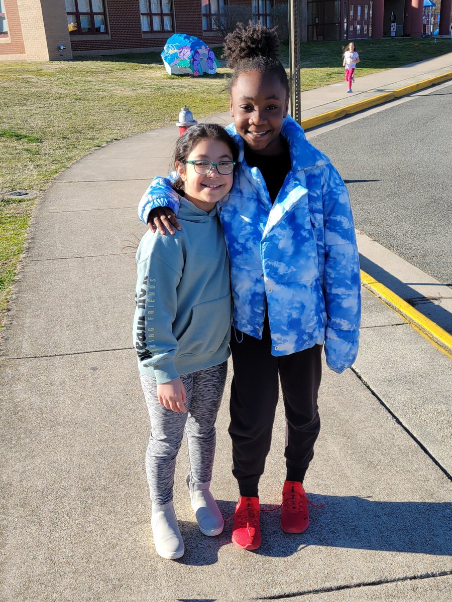 Cara Mayberry (@mscmayberry) on Twitter photo At GOTR today, we talked about the importance of keeping the five parts of our star balanced: physical health, brain, activities, people, and emotions. Teamwork and big smiles were plentiful today 🌟 <a href="/LortonStationES/">Lorton Station ES</a> <a href="/Principal_LSES/">Francis Legagneur</a> <a href="/ccberry16/">Christine Berry</a> <a href="/AP_C_LSES/">Dawn Ansari-Champion</a> <a href="/GOTRNOVA/">Girls on the Run of NOVA</a> At GOTR today, we talked about the importance of keeping the five parts of our star balanced: physical health, brain, activities, people, and emotions. Teamwork and big smiles were plentiful today 🌟 <a href="/LortonStationES/">Lorton Station ES</a> <a href="/Principal_LSES/">Francis Legagneur</a> <a href="/ccberry16/">Christine Berry</a> <a href="/AP_C_LSES/">Dawn Ansari-Champion</a> <a href="/GOTRNOVA/">Girls on the Run of NOVA</a>