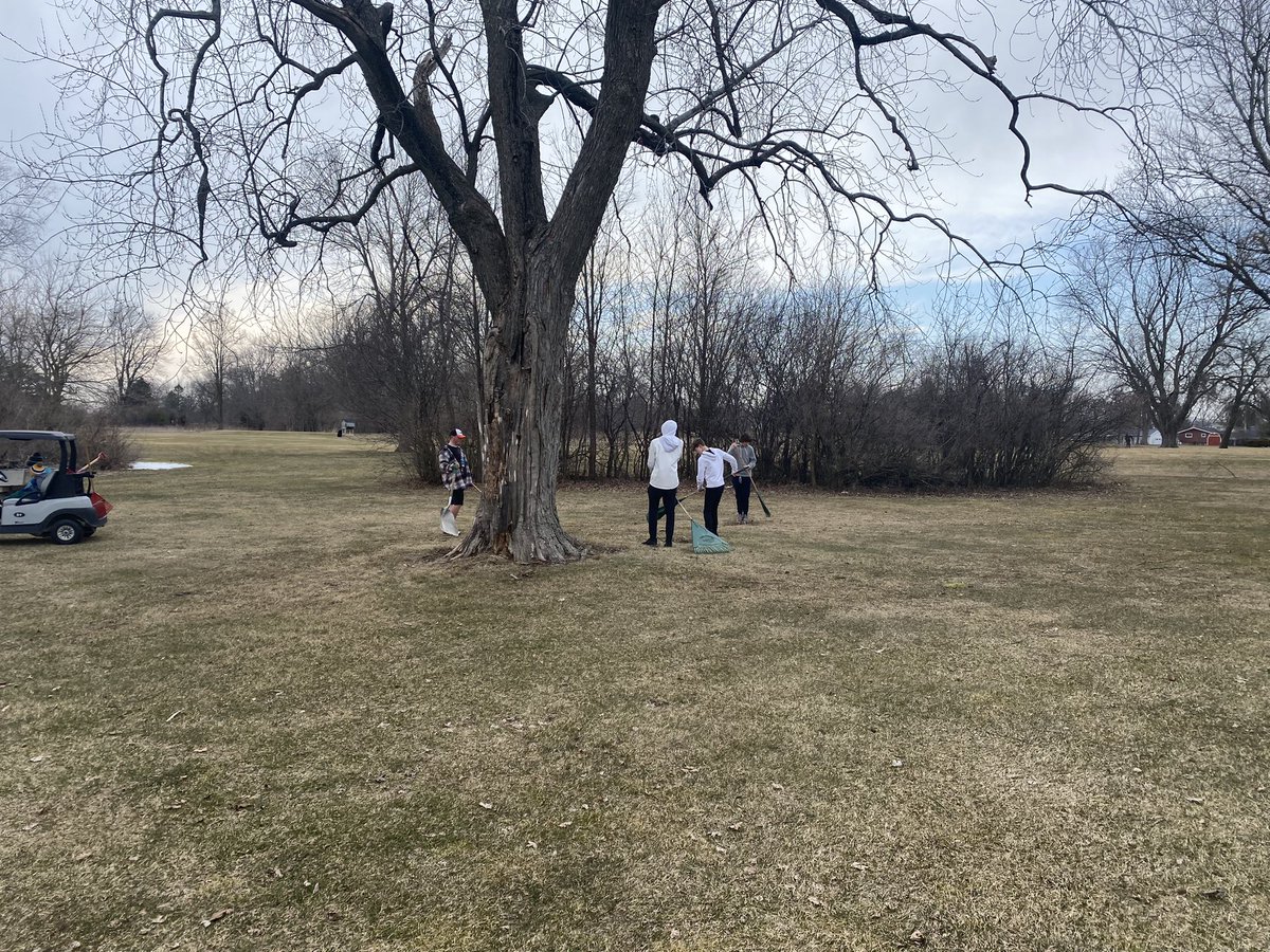 HUHS_BoysGolf's tweet photo. Relationship with our partnered course.  Hartford GC has been so generous to us — why not continue giving them hours to get the course in shape for the season.  #teamwork #huhs #volunteerhours #onestickatatime #teambuilding @GCAOWI https://t.co/3TcCk8aPCe