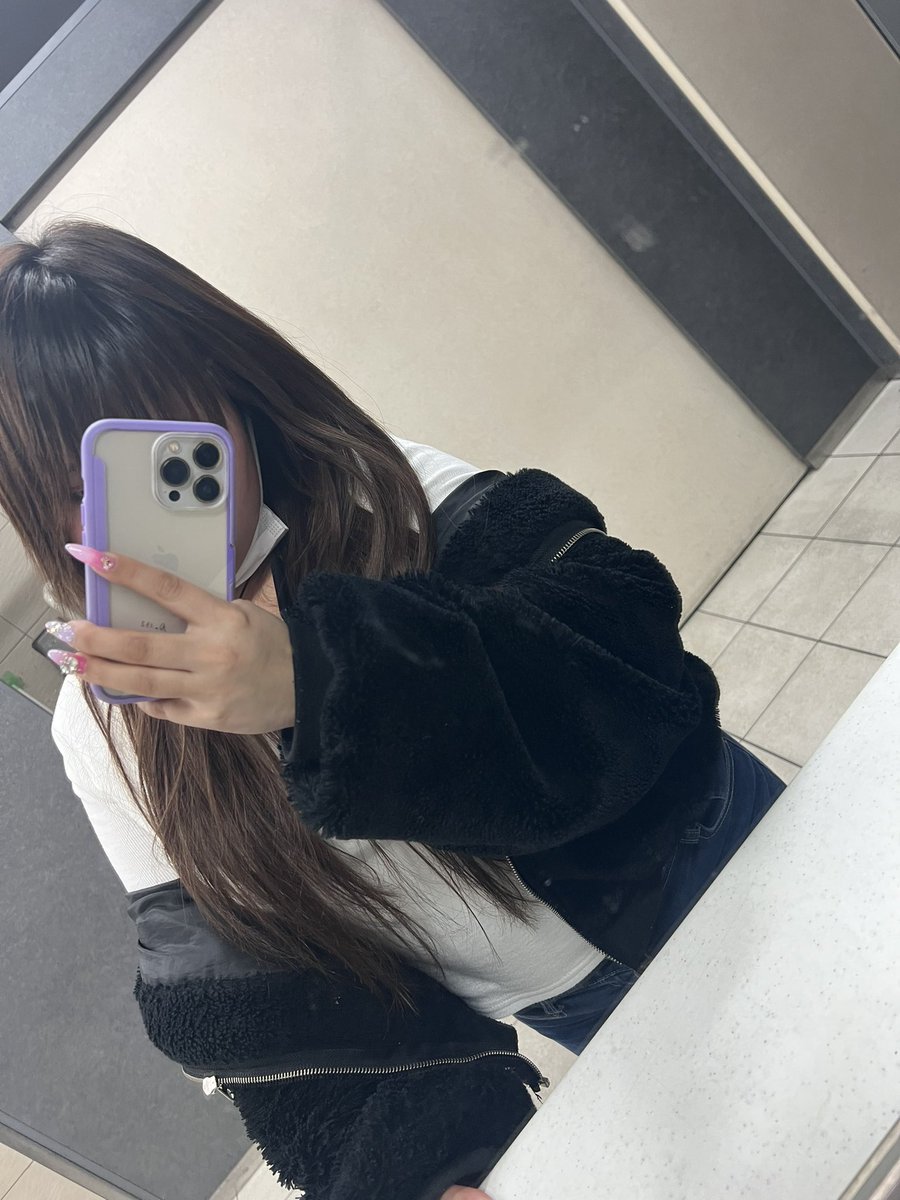 新宿ヤリサーに今日からいます🤲
お誘い待ってるンゴ(っ'ω'c)ﾏｯ