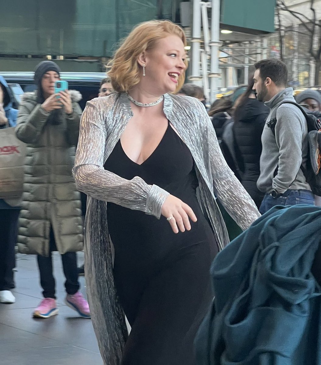 Succession's Sarah Snook Is Pregnant, Expecting First Baby