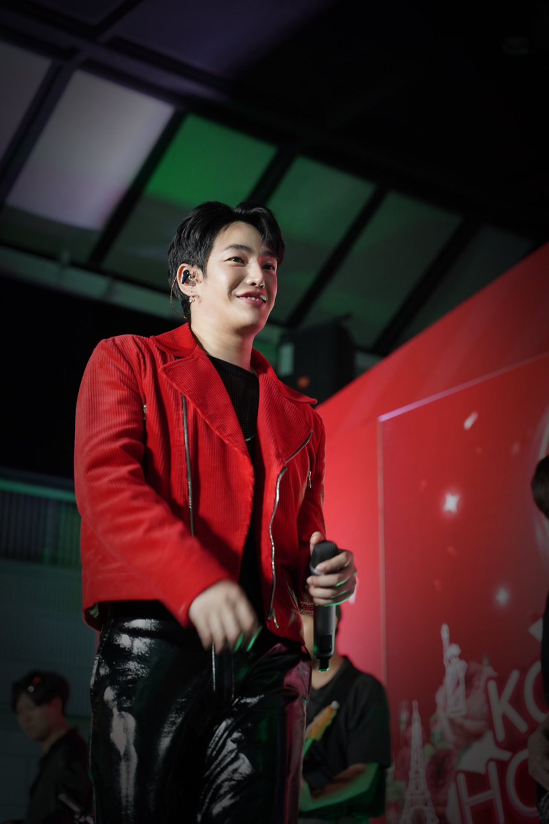 PeckPalitOfficial tweet media