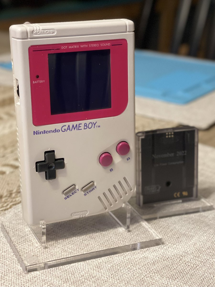 blue_nin9's tweet photo. All done \ (•◡•) /
Last minute pink screen (@handheldlegend) application so I can tell which GB is modified w a backlit display, & which is the GB I’m keeping in its original condition.
.
#Gameboy DMGs make for very fun after-work projects, I’m addicted!
.
#maker #gameboymod https://t.co/vDM5F1mpub