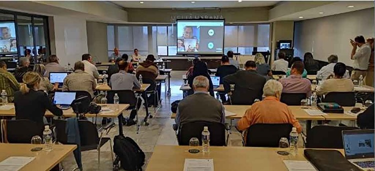 Diversificar la capacitación de #ActoresEconómicos con énfasis en mujeres y jóvenes, y socializar experiencias sobre incubación de proyectos y empresas es hoy premisa esencial del <a href="/MEP_CUBA/">Ministerio de Economía y Planificación de Cuba</a> . 📰Trabajadores 👉acortar.link/2Ghndc