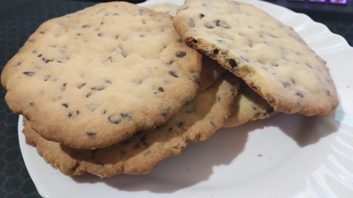 FdsMaggie's tweet photo. Fin del cookie stream de hoy Lunes :3 

https://t.co/tlMfsZeOmN https://t.co/n9v7l3llq7