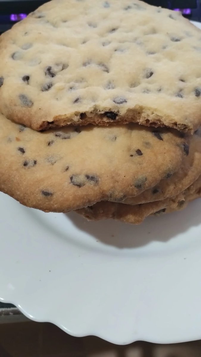 FdsMaggie's tweet photo. Fin del cookie stream de hoy Lunes :3 

https://t.co/tlMfsZeOmN https://t.co/n9v7l3llq7