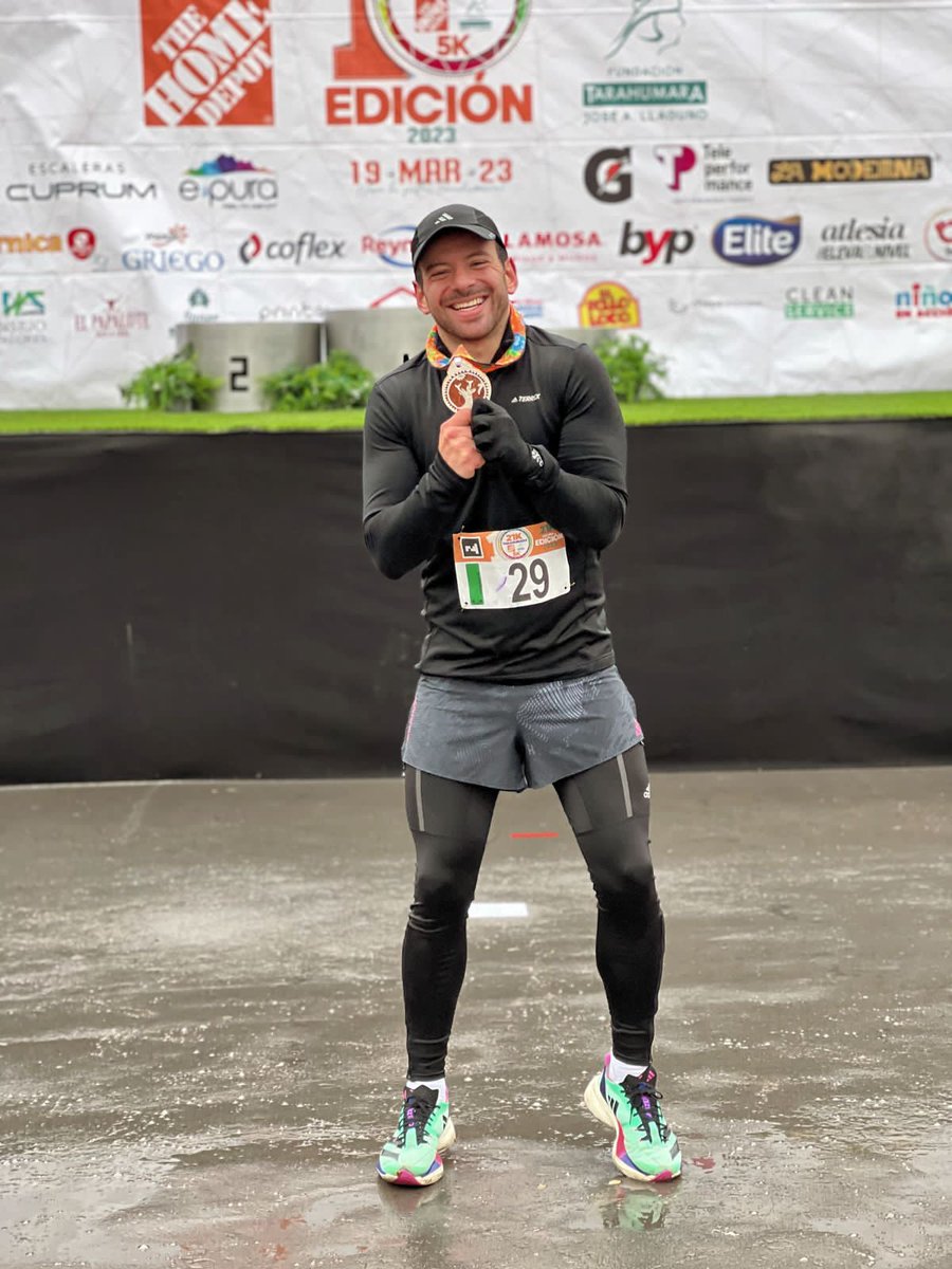 GarminMexico's tweet photo. 🏅 ¿Cuál es tu objetivo para esta temporada de running?  ¡Muchas felicidades Armando Ubeda! #21k 
#Forerunner955solar 

#Garmin 
#MedalMonday 
#Forerunner https://t.co/nMqtt8bUnG