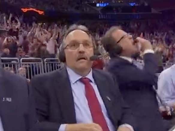 barstoolsports's tweet image. This Video Of Kevin Harlan Losing His Damn Mind While Calling Furman's Game-Winner Is Why He Rules barstoolsports.com/blog/3460433/t…