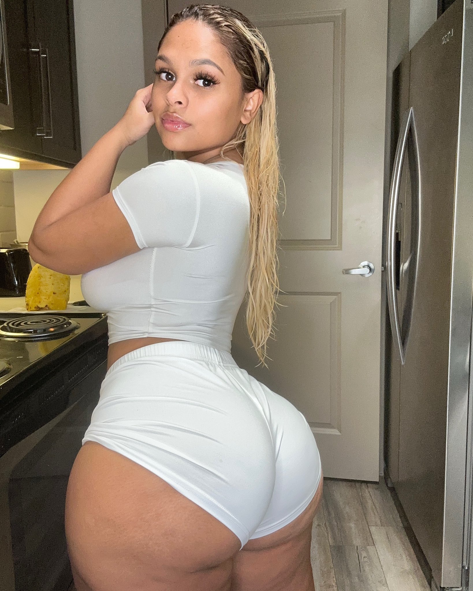 kokokay on Twitter: "Would u take me home with u ? https://t.co