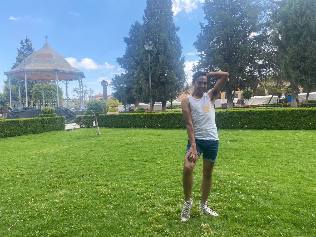 Que tu felicidad sea tan grande que vuele muy alto en suspiro..