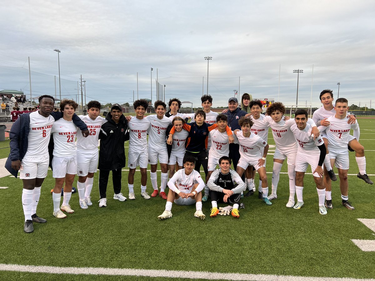 33years coaching (27 Varsity and 6 JV), 730 games, and who knows how many players. It’s been a great ride. Thanks to these guys for making the last one a “W”.
