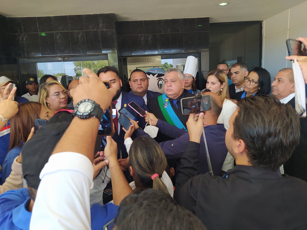 #20Marzo
Con mucho orgullo y entusiasmo el día de hoy se llevó a cabo la sesión especial por el 17° aniversario del partido Un Nuevo Tiempo. Una vez más demostrando que somos la fuerza política más grande en Lagunillas 💙.
