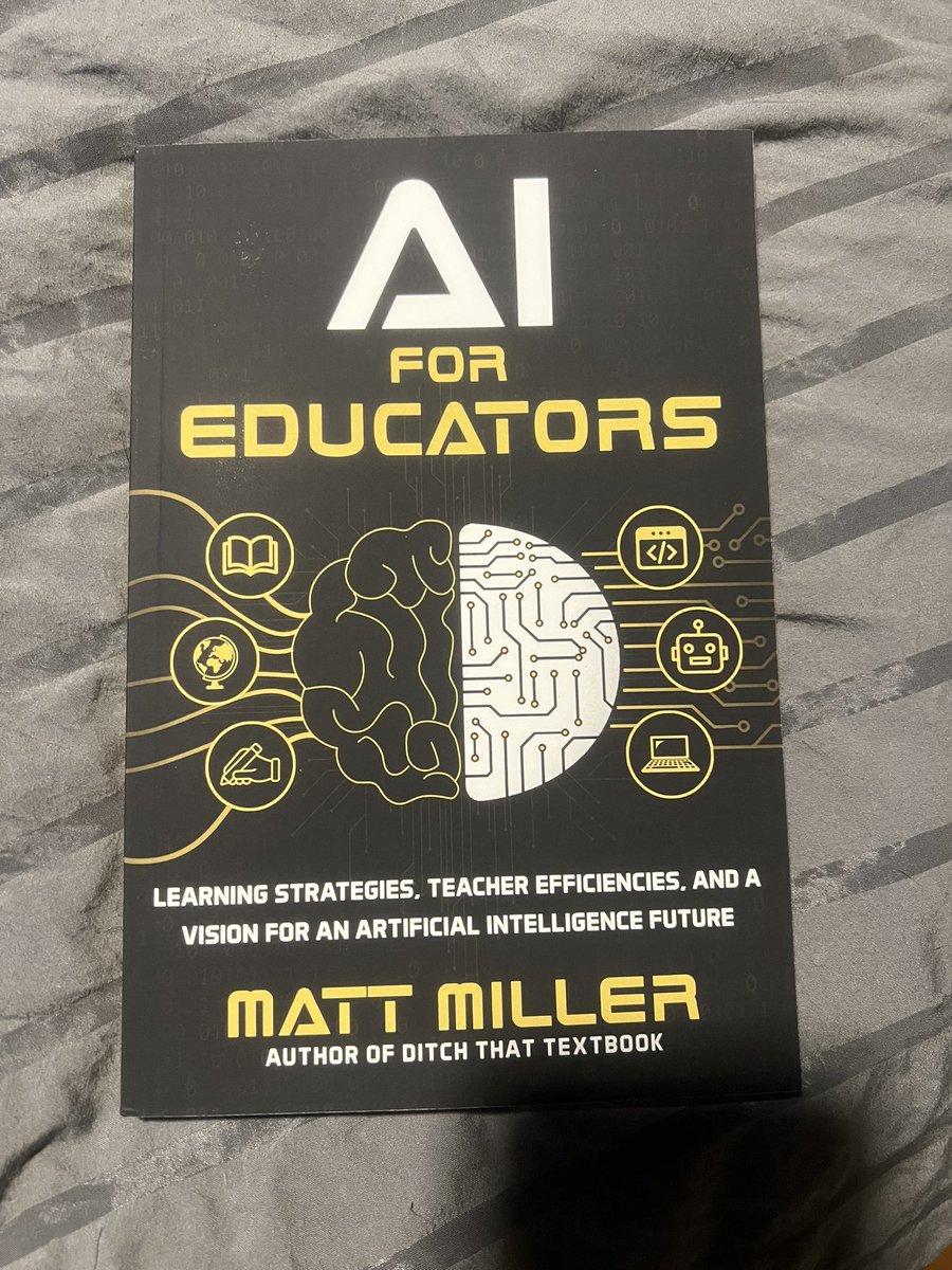 ErinAsamoto's tweet photo. I’m so excited to crack this open! Thank you @jmattmiller for all you do for educators! #CS4SCCS https://t.co/BmEUrSy2Qp