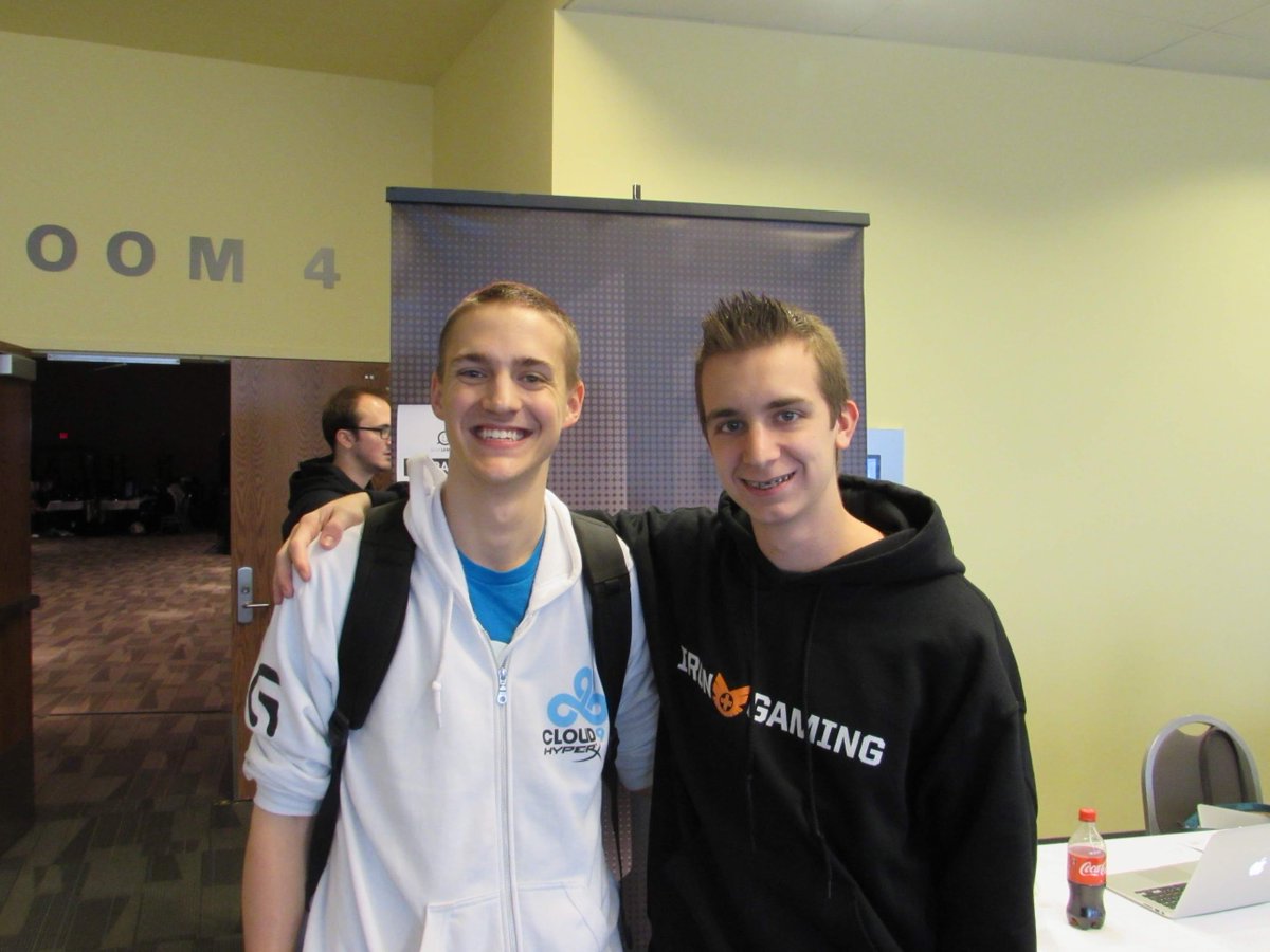 Zach Hartman tweet media