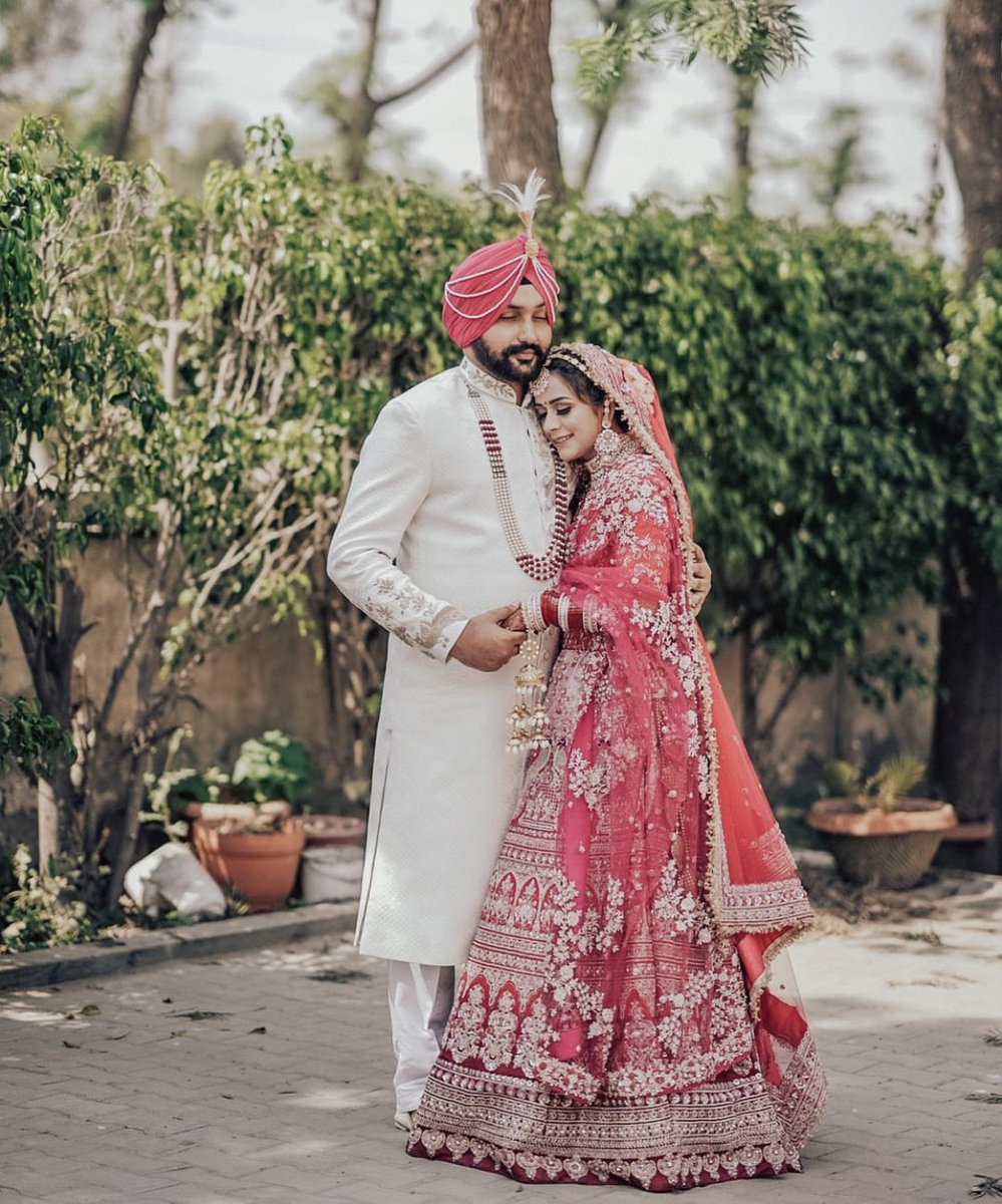 Rabb Kolo Bass Ehi Mangde Haan ❤️
Halat Jo V Hon Bas Sath Tera Howe 🤞