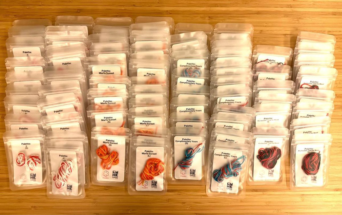 DAC4Academy's tweet image. what is @8DAO8DAO @frenart_io amazingly doing here?
#friendshipbracelets

@FOMOAsia @hkgdao_ @karmapocket @jivacore @mungauthentic @0xBFRuby

continuing the culture of friendship, real life and art by   
@ArtOnBlockchain @MacTuitui and whole @artblocks_io team