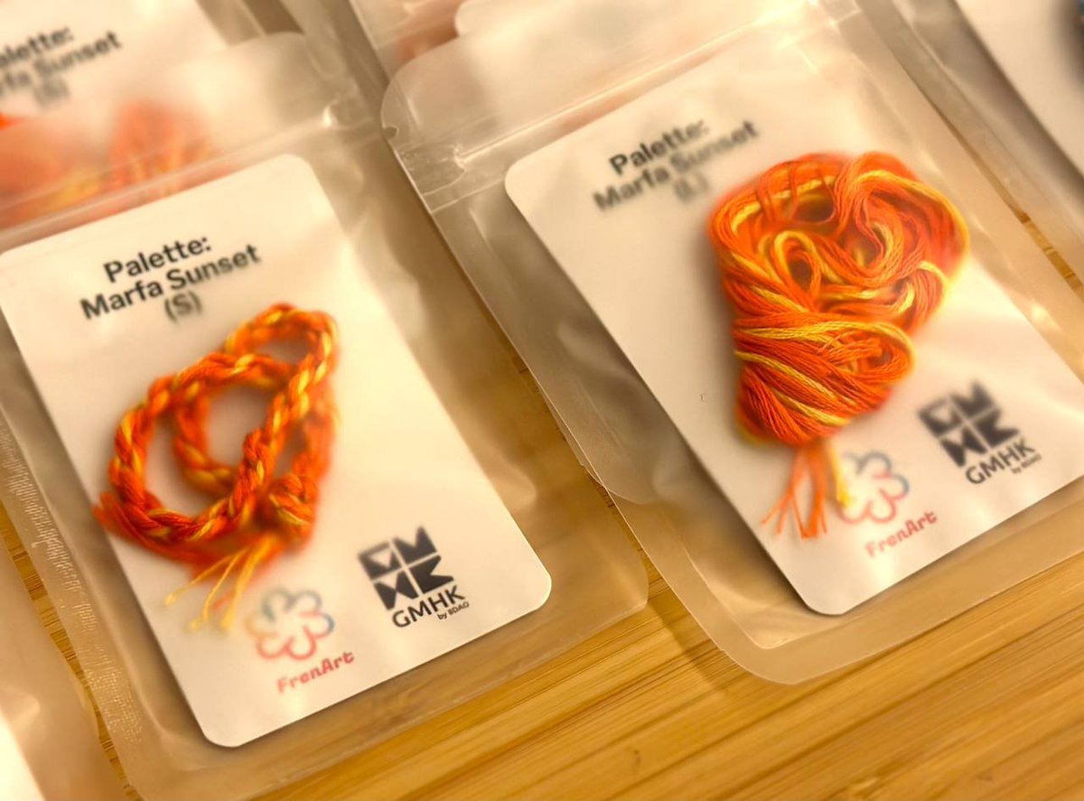 DAC4Academy's tweet image. what is @8DAO8DAO @frenart_io amazingly doing here?
#friendshipbracelets

@FOMOAsia @hkgdao_ @karmapocket @jivacore @mungauthentic @0xBFRuby

continuing the culture of friendship, real life and art by   
@ArtOnBlockchain @MacTuitui and whole @artblocks_io team