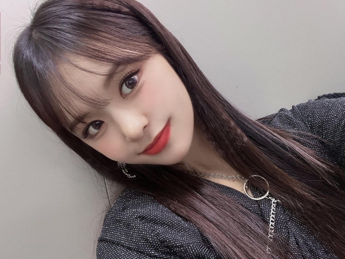 Image for [📸Today EVERGLOW] 23.03.21 <The Show Premium> Today's Everglow💜 EVERGLOW EVERGLOW Reason Sihyeon Mia Comes Asha Like this https://t.co/QiRAvXwROH