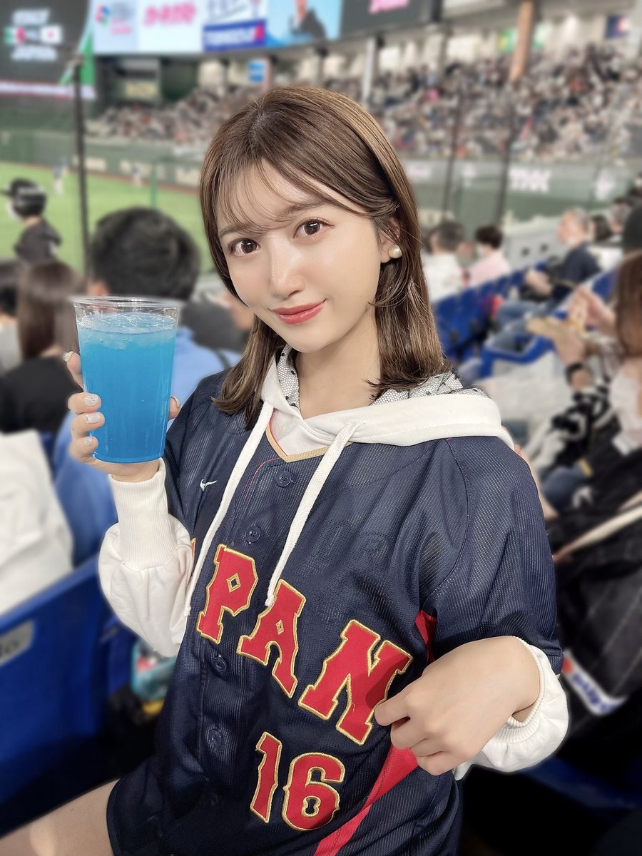 TittyChu's tweet photo. #WBC 準決勝テレビ観戦してた！⚾️

最後逆転勝ちめっちゃ感動した！😭✨
明日の決勝楽しみ🔥

#WBC2003 #WorldBaseballClassic #WorldBaseballClassic2023 #野球girl #野球ガール #野球女子 #野球ファンと繋がりたい #野球好きな人と繋がりたい #東京ドーム 

(写真はドーム観戦したvsイタリア戦) https://t.co/UOk9RZkS0s