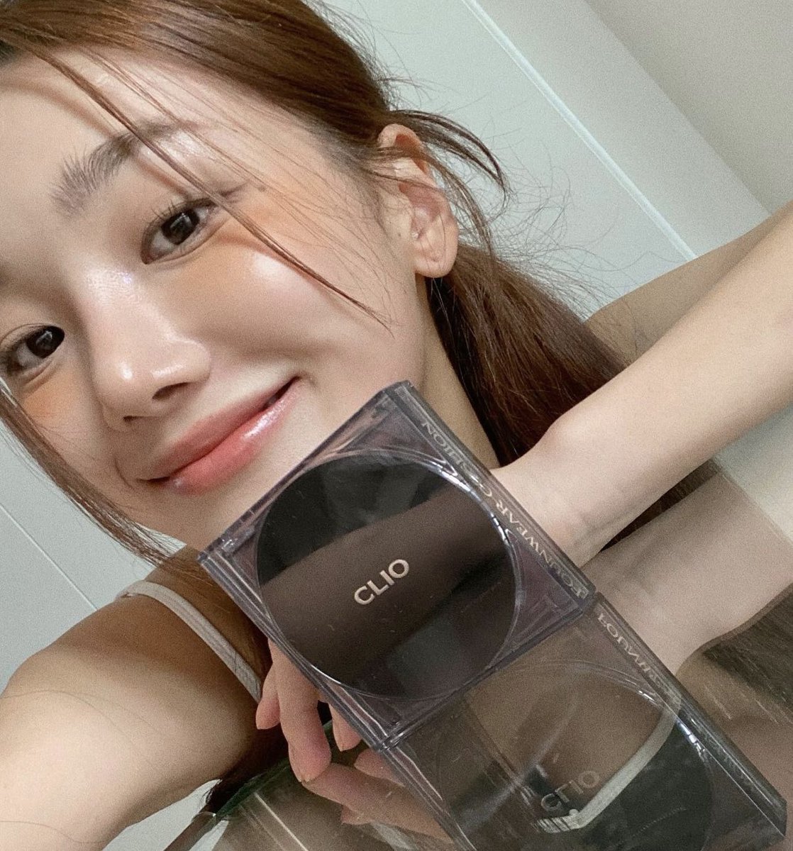 Clioตลับดำตอนนี้ของเข้าไทยแล้วค่า รอเคลียร์ออกไม่เกินอาทิตย์นี้คั้บ เดี๋ยวของถึงมือเราจะแจ้งวันจัดส่งให้ทันทีเลยน้า🙏😍 

/ยังไม่รับจองเพิ่ม รอหลุดจองนะค้าบ🤍
#บีเดซี่อัพเดต