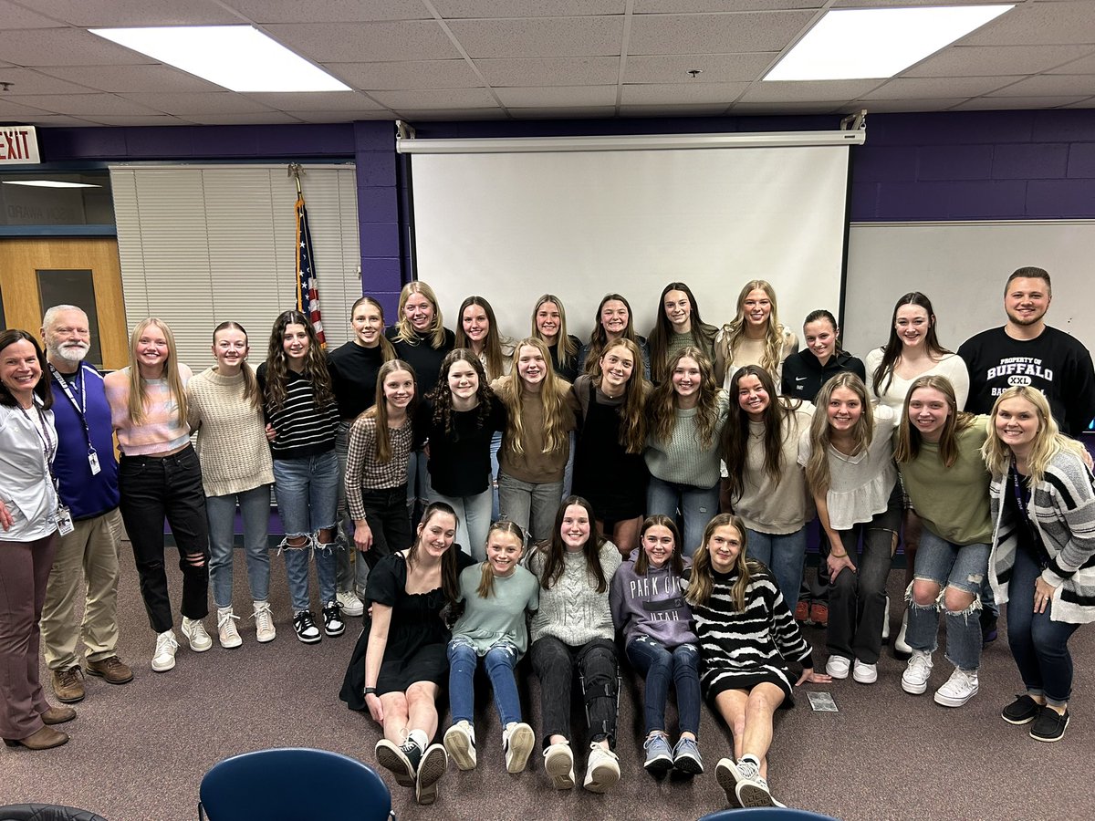 CoachBAMetcalf's tweet photo. Tonight the Buffalo girl’s basketball family celebrated our amazing student-athletes accomplishments in the classroom and on the court! #B1BGBB #BisonFamily #TodayIsTheOnlyDay https://t.co/pE0hNnjR4g