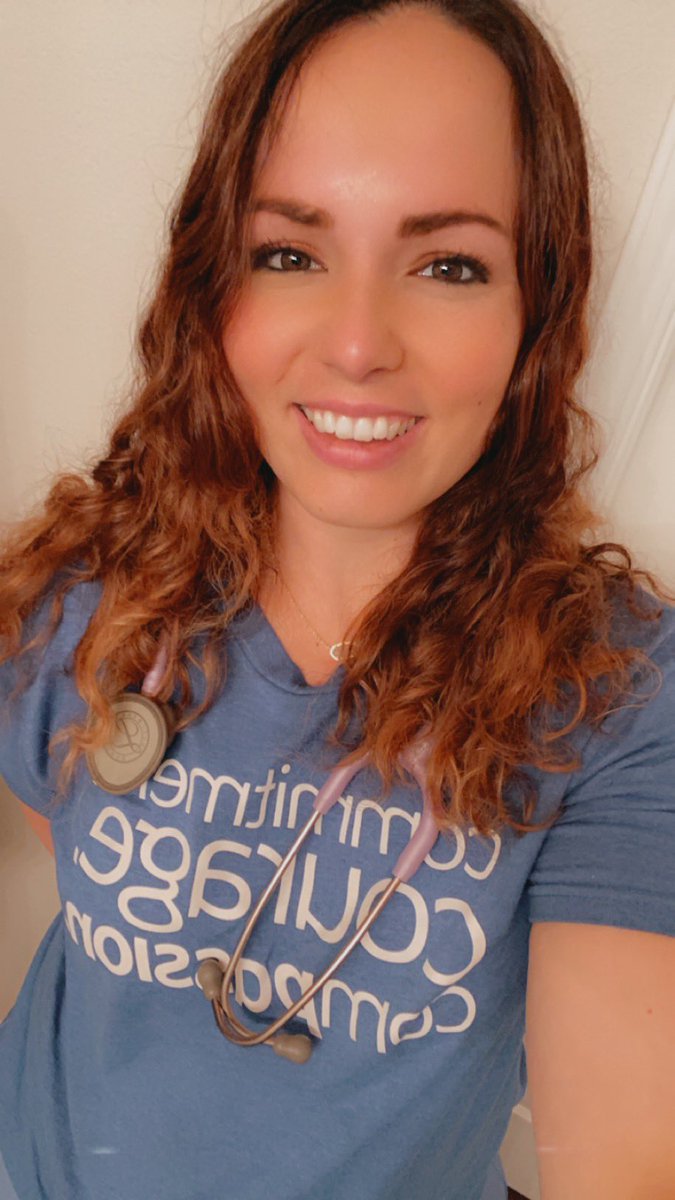 Britt 💜 tweet media