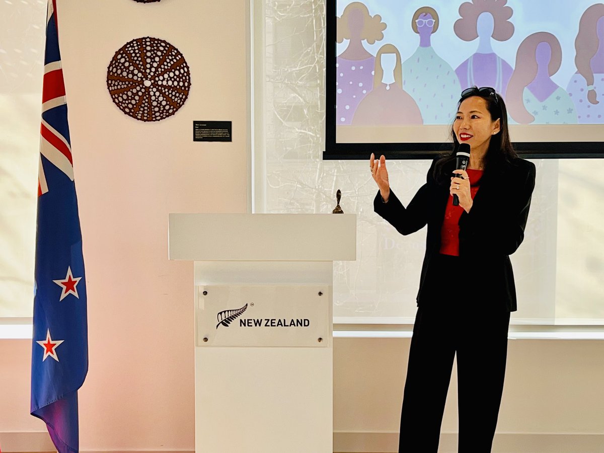 NZinShanghai's tweet image. To mark this year’s International Women’s Day, the🇳🇿Consulate team delivered a successful (em)power hour networking event at NZ Central. Thanks to the Canadian🇨🇦Consulate for co-hosting &amp;amp; to our speaker, Diana Ho, from the Shanghai Women’s Empowerment Council #manawāhine @MFATNZ