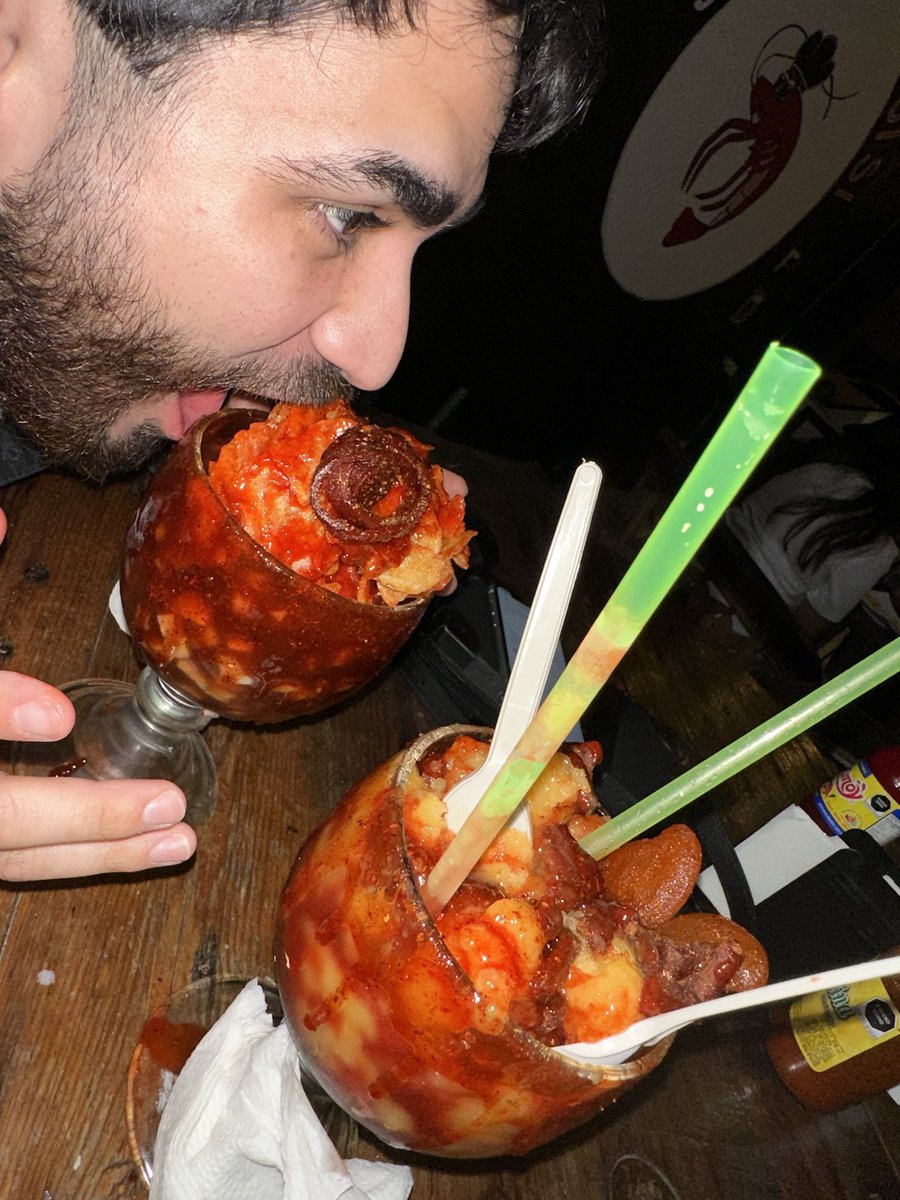 Lo bueno que me tome una Omeprasol antes 😬