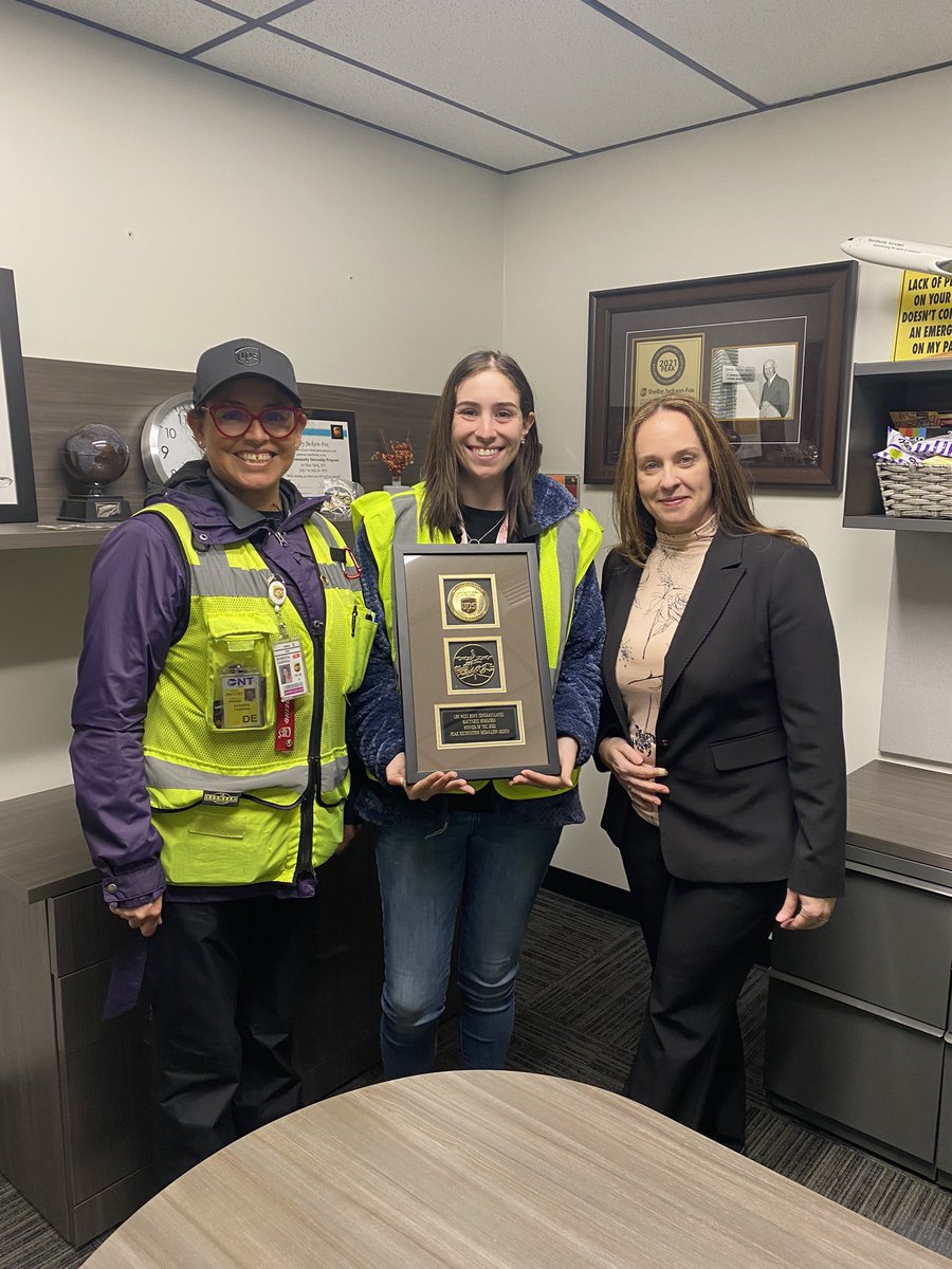 Meet Macynzee! If you are in the West Zone &amp; had an amazing Peak! You probably got a peak coin that she designed! She got two of them! <a href="/Shelby2017goair/">Shelby Jackson-Fox</a> <a href="/JimPet1101/">JJPJ</a> <a href="/divine2wincom/">Trina Norman</a> <a href="/SoCalSoUS/">SoCal - Women in Operations</a> <a href="/mboden69/">Mark Boden</a> @G_Smith17 <a href="/Roberta_UPS_Air/">Roberta Air at UPS</a> <a href="/yddaDCCAM/">Macynzee Morrison</a>