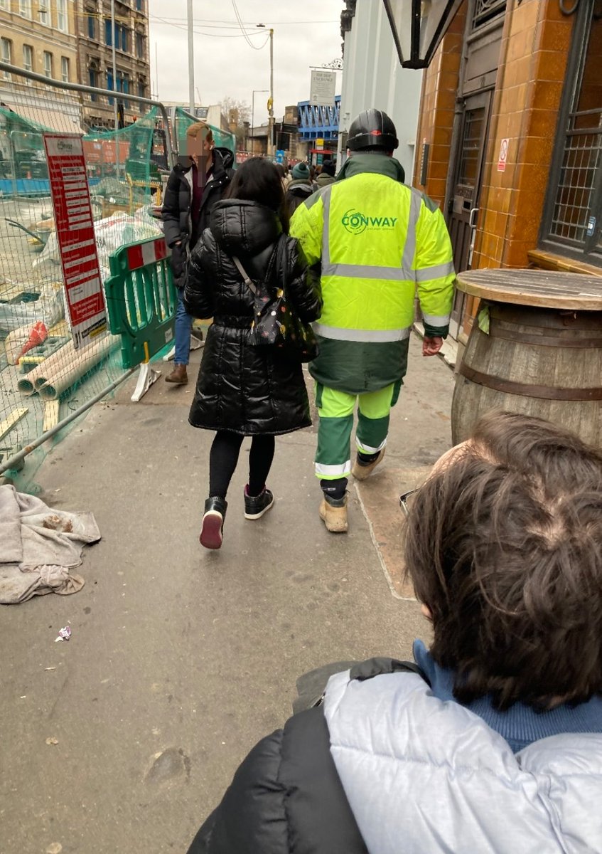 Tier 3 assessment- removing barriers to access (disability) with <a href="/TfL/">TfL</a> and <a href="/FMConwayltd/">FM Conway</a> at London Bridge. Identifying where changes can be made for improved Access and Safety <a href="/CCScheme/">Considerate Constructors Scheme</a> <a href="/CLOCS/">CLOCS</a> <a href="/TransportForAll/">Transport for All</a> <a href="/RNIB/">RNIB</a> @citycyclists <a href="/bricycle/">@bricycle</a>