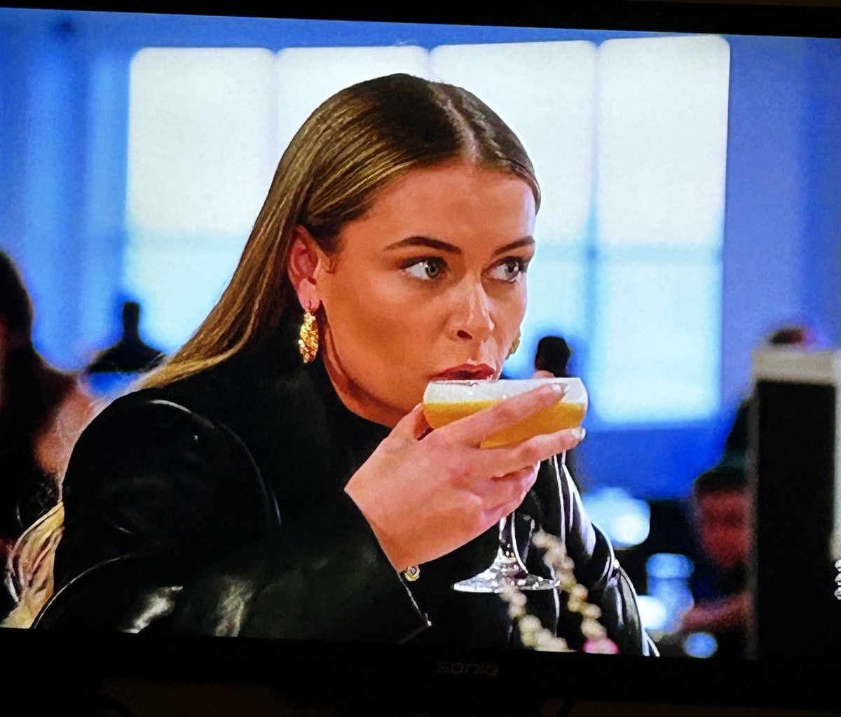 regular maz tweet media