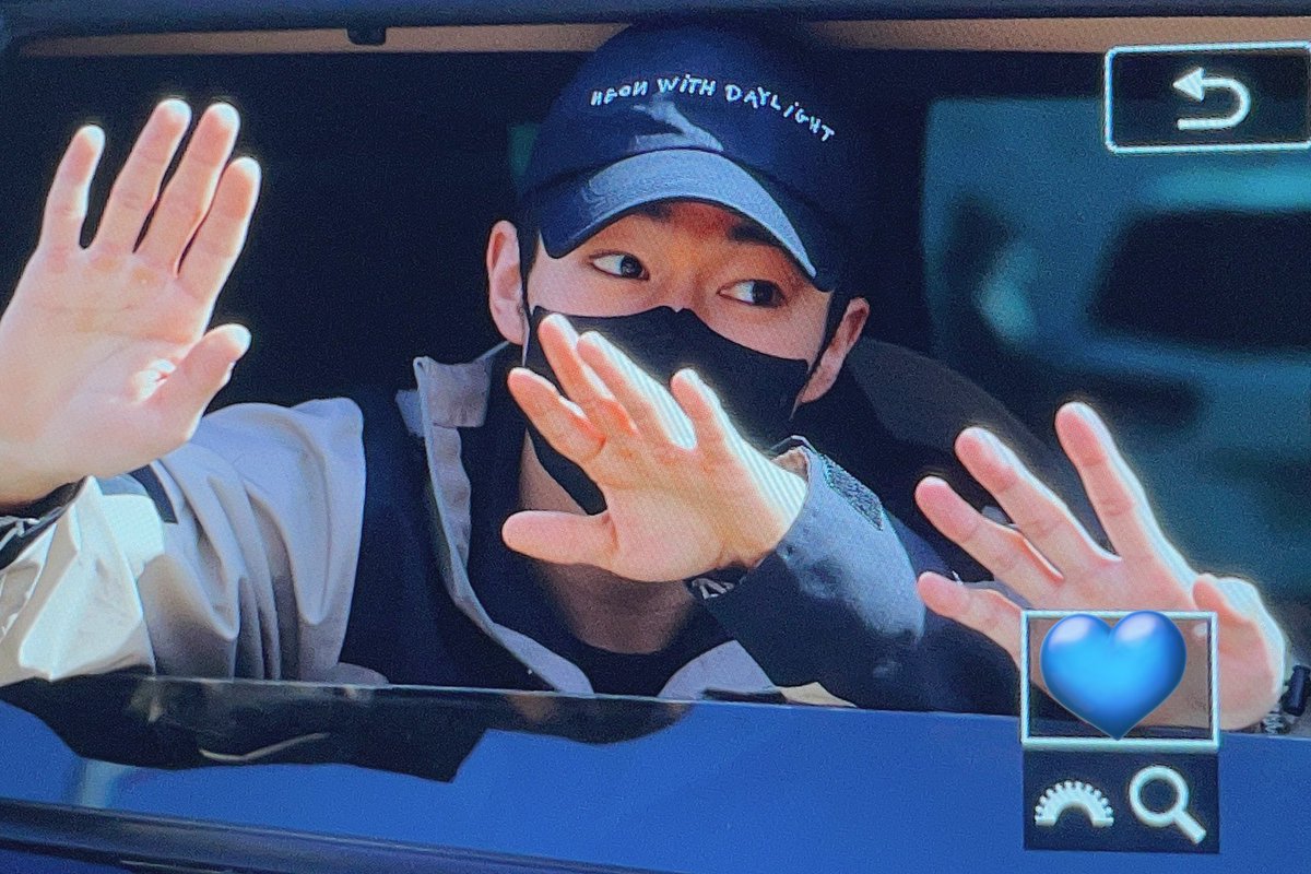AhPuh_DW's tweet photo. 230321
👋🏻👋🏻
#SF9  #다원 #ダウォン #DAWON @SF9official https://t.co/bLG1XZArOQ
