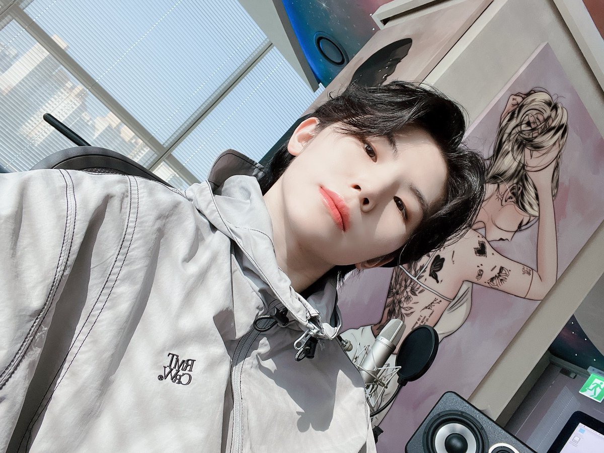 woozijjam's tweet photo. 히유ㅠㅠㅠㅠ이쁘다ㅏㅠㅠㅠ💕💕 https://t.co/GCyFciVtKv