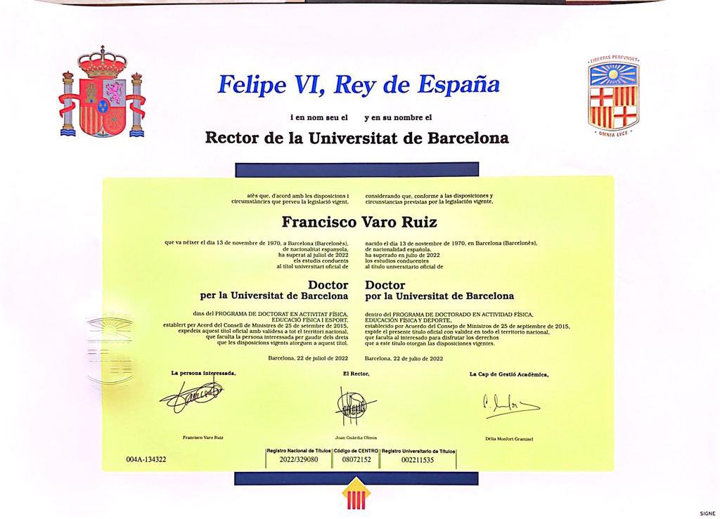 fcovaro8's tweet photo. Detrás de este título, hay muchas horas de dedicación esfuerzo y trabajo que no aparecen en el documento y sobretodo tiempo que dejas de compartir con tu familia.
Muchas gracias a @jmpadu y @antoniogomez08 https://t.co/fw5vftmLAk