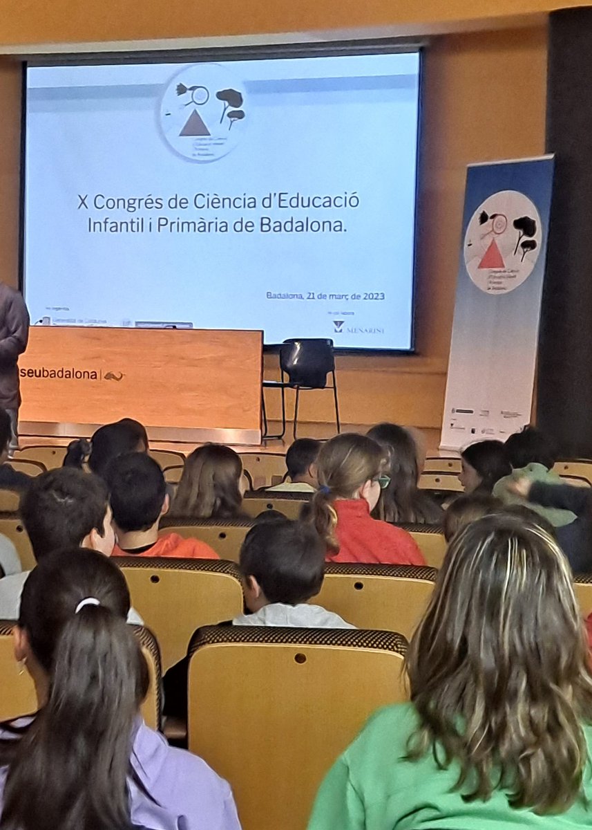 Els de 5è es pregunten: "Què li passa a un líquid quan s'escalfa?" Ho explicaran avui al X Congrés de Ciència EI i EP #badalona #crpbadalona #badalonaeduca <a href="/VentosMir/">AFA Escola Ventós Mir</a>