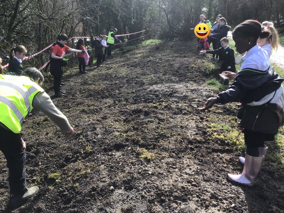 LindenRDPoplar's tweet photo. We really enjoyed planting wildflower seeds with the friends of Tame Valley. We will go back in the summer and see the results @Linden_Science @Linden_Geog @Linden_PDev https://t.co/Z22zUNwsY7