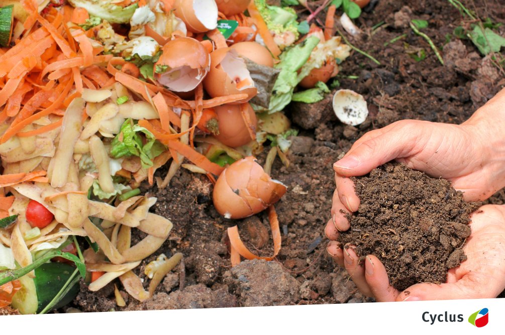 Deze week wordt gratis of tegen een kleine vergoeding compost uitgedeeld in <a href="/gemeenteaadr/">Alphen aan den Rijn</a>, <a href="/gem_BR/">Bodegraven-Reeuwijk</a>, <a href="/GemeenteGouda/">Gemeente Gouda</a>, <a href="/Krimpenerwaard/">Gemeente Krimpenerwaard</a>, <a href="/gemnieuwkoop/">Gemeente Nieuwkoop</a> en <a href="/gemeenteWveen/">Gemeente Waddinxveen</a>. Hiermee bedanken zij inwoners voor het scheiden van GFT+E. Op de gemeentewebsite of -pagina staat meer informatie.