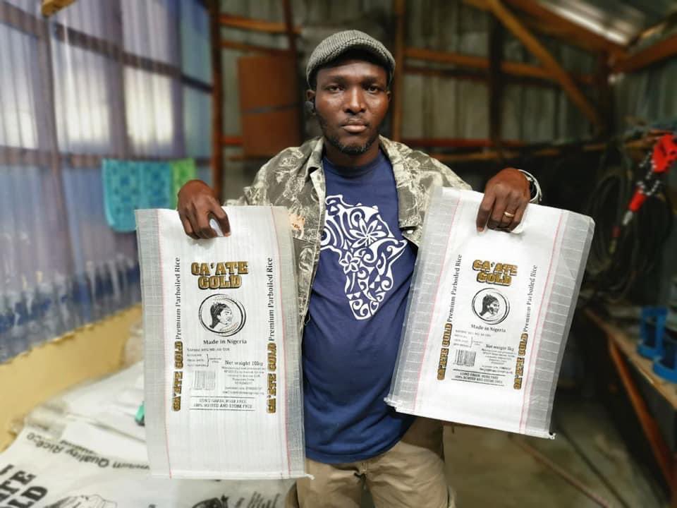 Princeujay's tweet photo. Dear Nigerians,
     Boycott all Ga’at Gold farm Products.
Since Violence is what Mr Retson Tedheke breeds in Nigeria, then there is no need for any Nigerian to patronize his products. 
    Retweet Massively! https://t.co/EIO1TDo1TO