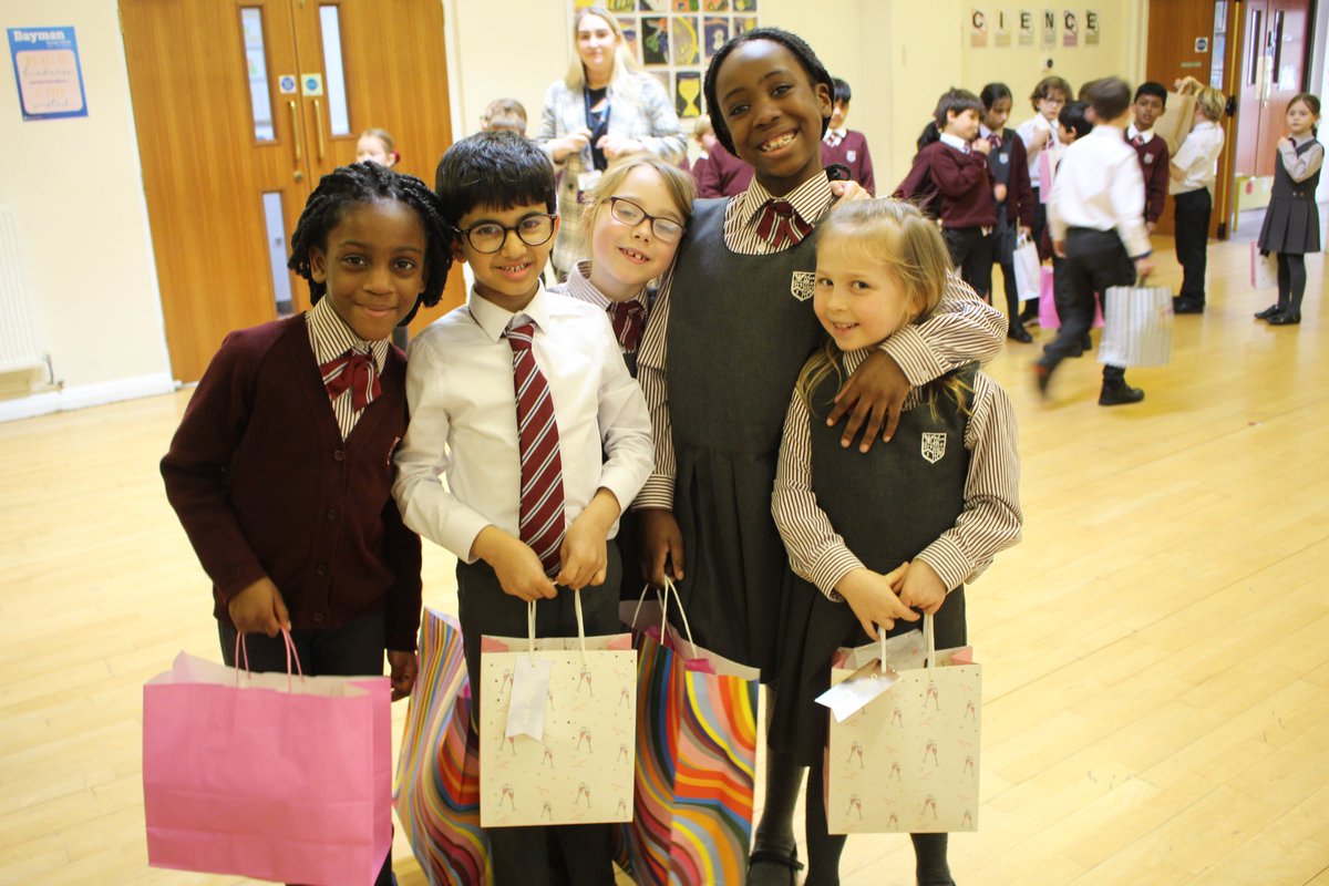 Brentwood_Prep's tweet image. Now that Mothering Sunday is over, we won't spoil the surprises our pupils chose for their loved ones! @FoBS_Social hosted their annual Mothering Sunday Sale last week. We hope all enjoyed their Mothering Sunday. 🥰

#BrentwoodPrep #FoBS #MotheringSunday #Gifts #WeAreBrentwood