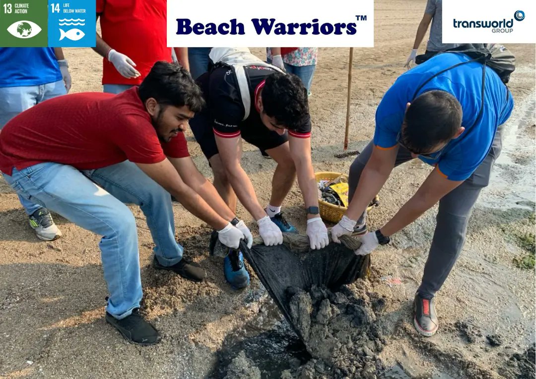 beachwarriors's tweet photo. 17/03/23
#dadarbeachcleanup 
#week259

Two Hands Can Do Wonders🧤

Special drive with Warriors of @DBSBankIndia 😇

Thank you to @TransworldTweet for your strong support💚

#beachwarriors #cleanupdrive  #swachhbharatmission #swachhsurvekshan2023 #saveouroceans #saynotoplastic https://t.co/SdP6Wm0yyH
