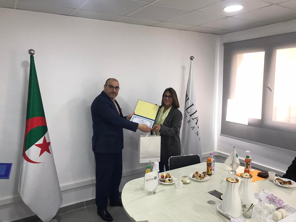 Une bonne conduite doit être récompensée, c’est pour cela que nous célébrons chaque année nos meilleures conductrices chez alliance Assurances, celles qui brillent par leur civisme, hier nous avons honoré les dames de la wilaya de Blida.
#allianceassurances #assurance #evenement