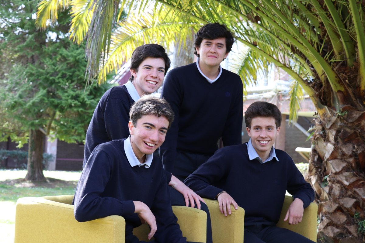 ¡Enhorabuena, chicos! 🎉🎉🎉

Manu, Pedro, Guille y Javi se han proclamado Ganadores🏅 de la fase final del concurso #STARTinnova organizado por <a href="/elcomerciodigit/">EL COMERCIO</a> 

👉Más info: fomento.edu/.../alumnos-de…
#colegiosdeasturias #colegiosbilingues #educarmola