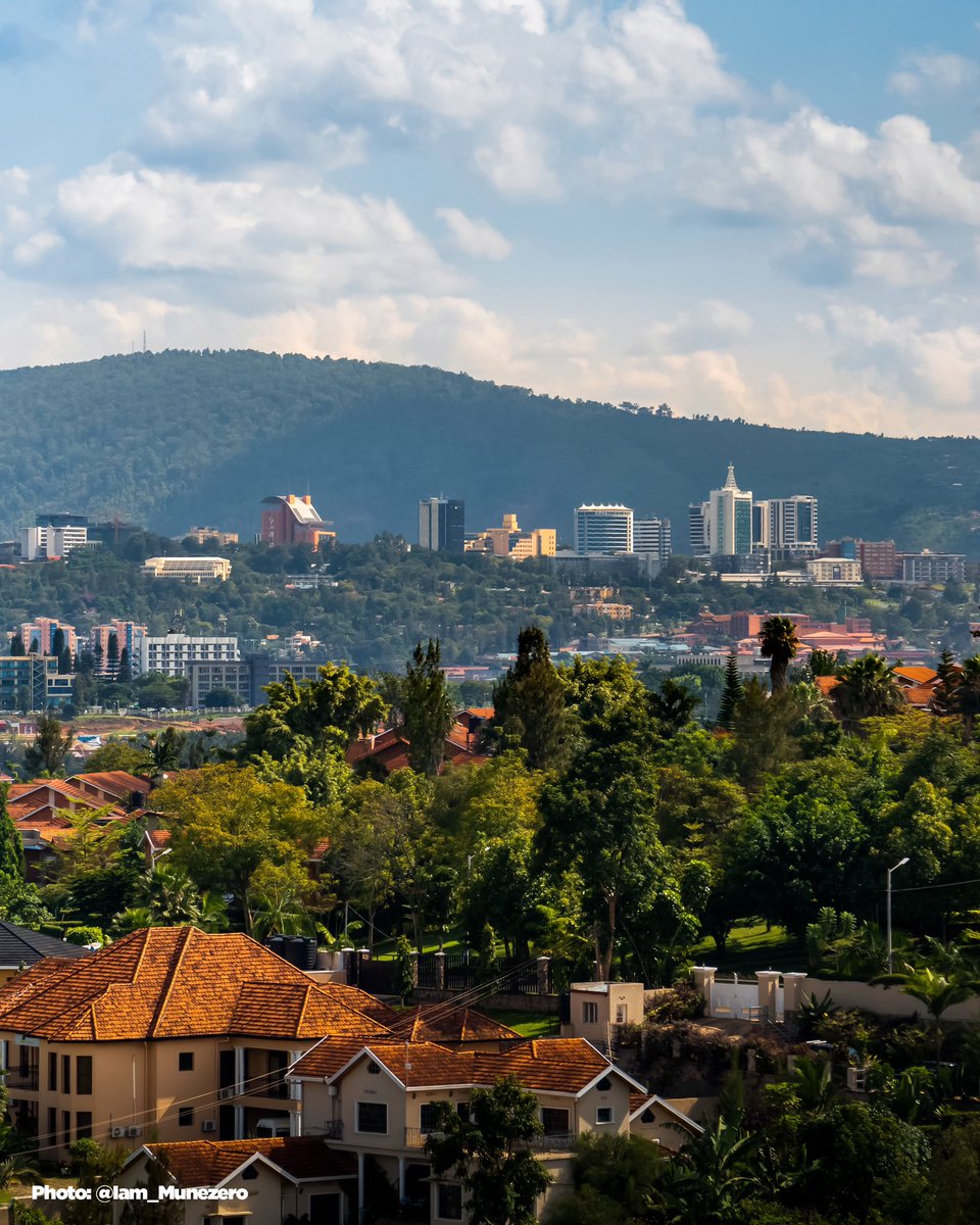 Kigali, Rwanda 🇷🇼 🍀🌴 #Kigali is one of the greenest cities in Africa 🌴#VisitRwanda 🇷🇼🇷🇼🇷🇼