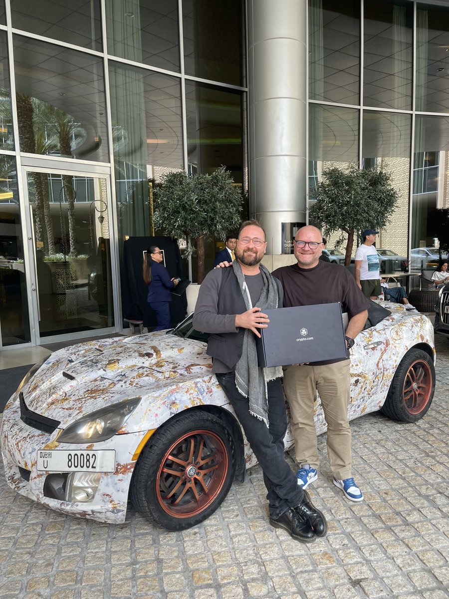 artbyvesa's tweet photo. Great meeting up again with Stuart Isted, the GM of Middle-East &amp; Africa of @cryptocom. 

Inspiring to hear of the plans of the company and potential synergies. 

Thanks again for this intro @paulwallisster ☀️ https://t.co/YVn3eoWhX5