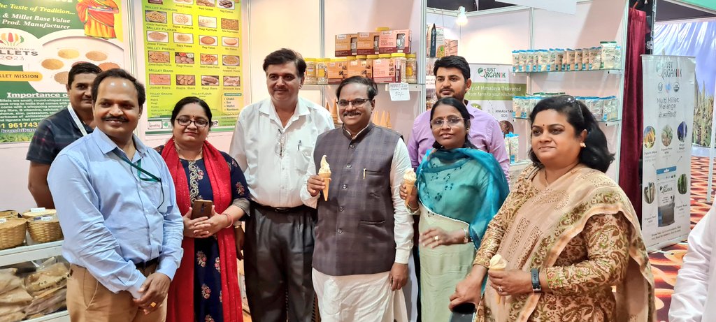 DoctorAnilBonde's tweet photo. Visited The Global Millet's Conference at ICAR Campus, Pusa, Delhi.
#Global_Millets
#MilletsforIndia
@narendramodi @blsanthosh @icarindia https://t.co/sTceplpW5c