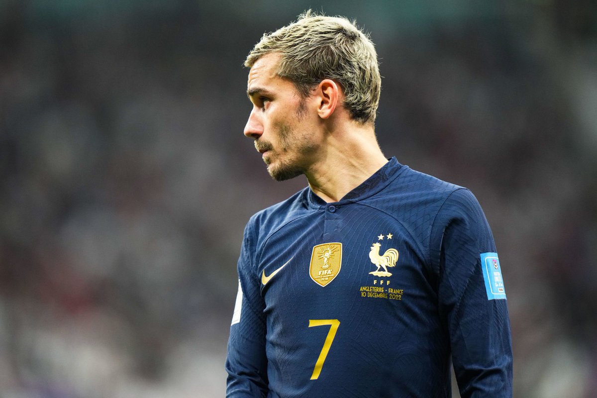 ActuFoot_'s tweet photo. 🚨 Antoine Griezmann réfléchirait à prendre sa retraite internationale. 🇫🇷 

(@lequipe) https://t.co/hGcEwG1BQc
