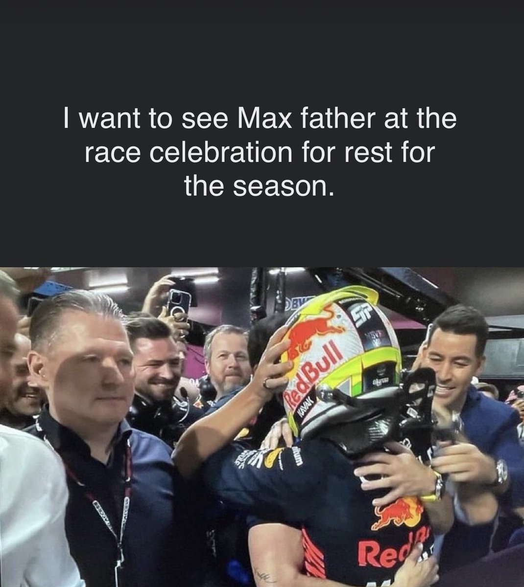 Jewg143's tweet photo. Second race but title fight has begun. #f1 #F12023 https://t.co/EFdQFk26LM