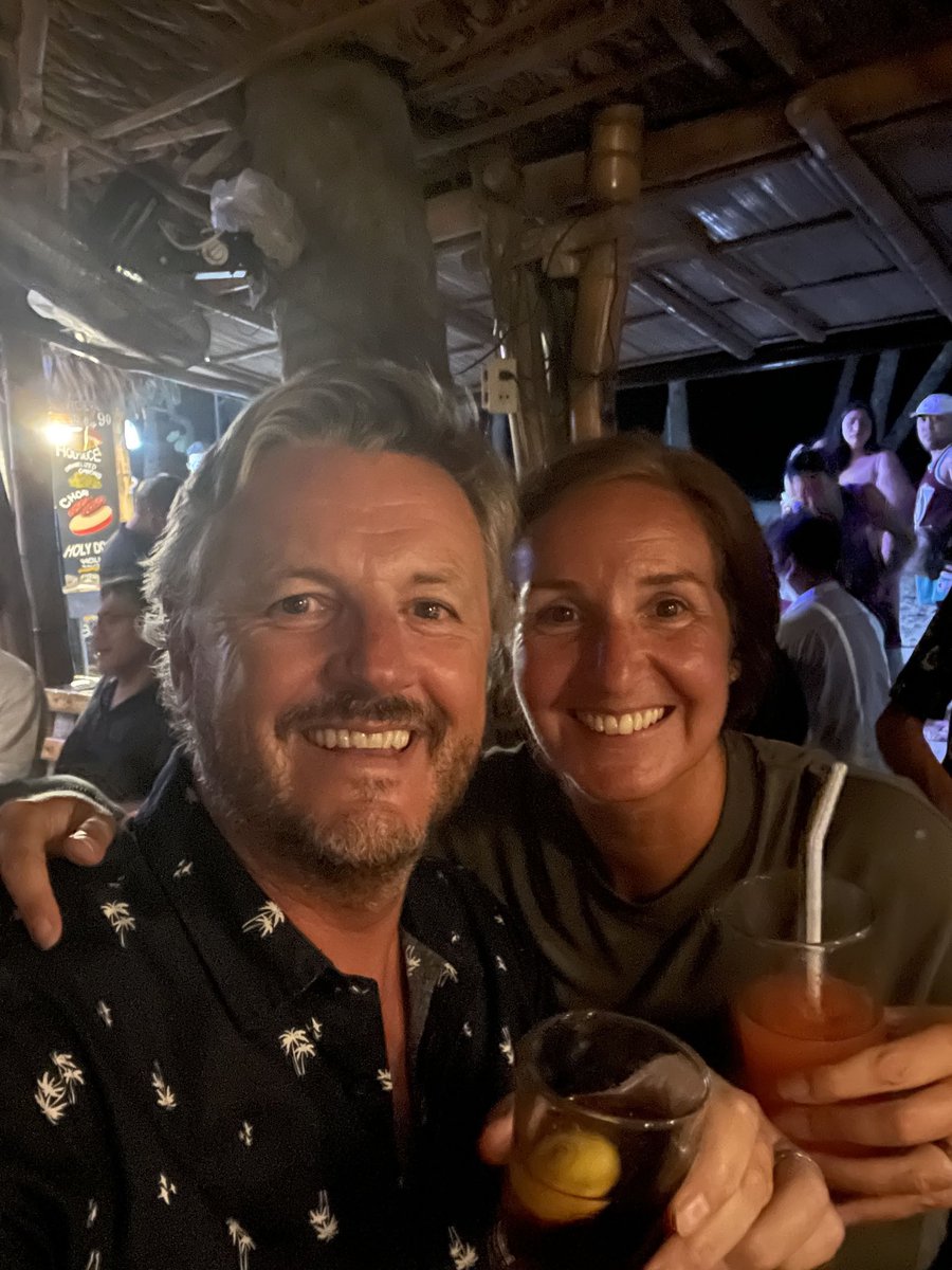 francisco71's tweet photo. When your new favourite beach bar on Boracay Island has $1.37 (75p) rum and coke. VERY strong rum and coke.
#Philippines #boracay #exitbar https://t.co/hztX0BjTgs